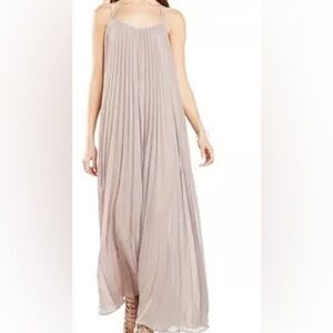 William B Pleated Maxi Dress NWT Size Large